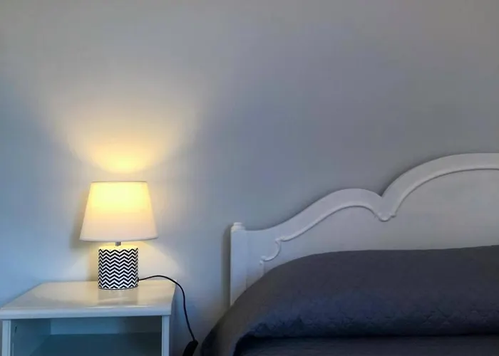 Trilocale Con Terrazza E Garage Semesterbostad