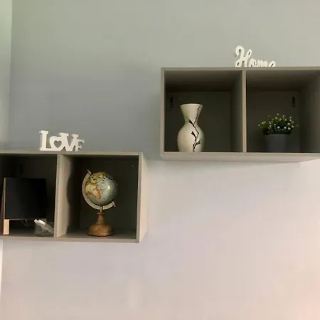 Trilocale Con Terrazza E Garage *