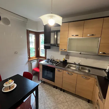 Trilocale Con Terrazza E Garage 펜션 *